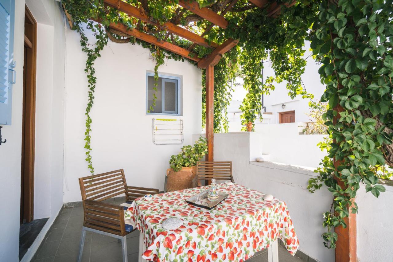 Podotas Group Hotel Kamares  Eksteriør billede