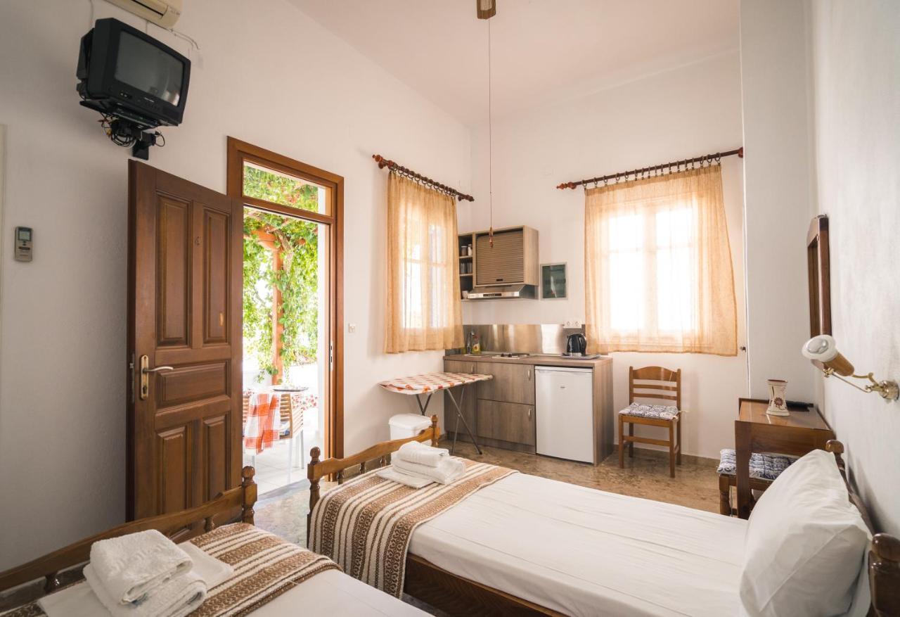 Podotas Group Hotel Kamares  Eksteriør billede